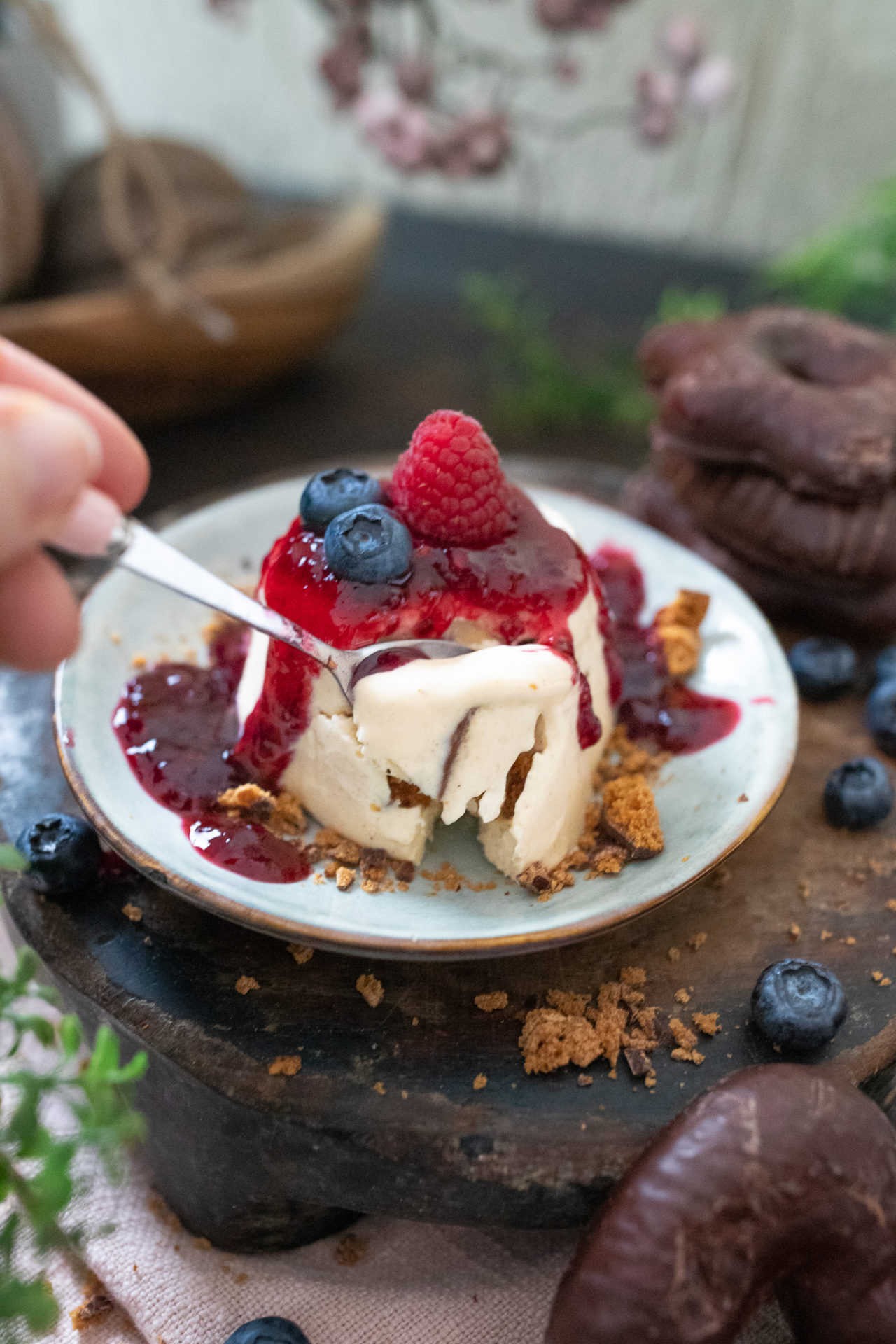 Cremiges Lebkuchen Parfait mit warmen Glühbeeren Zimtliebe Schnelle