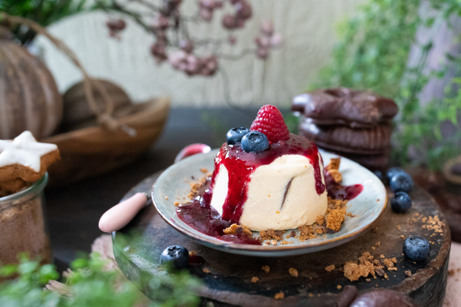 Cremiges Lebkuchen Parfait mit warmen Glühbeeren Zimtliebe Schnelle