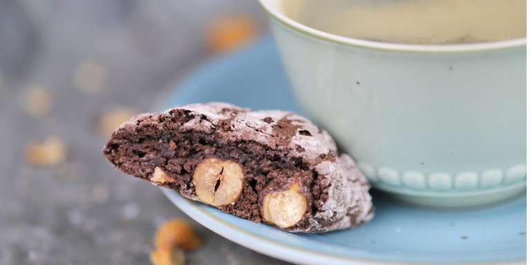 Cantuccini Schokolade mit Haselnuss „The dark side of baking“