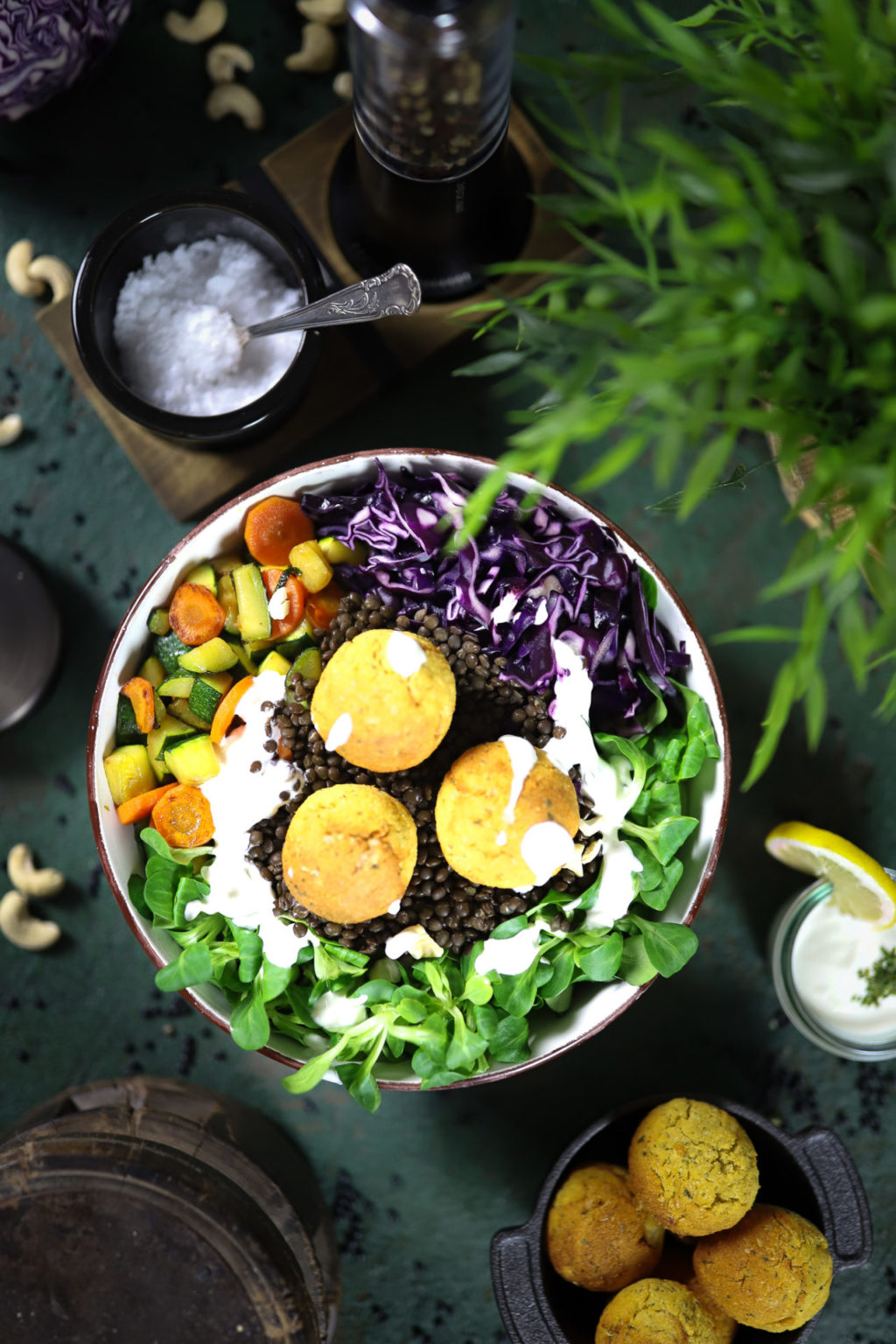 Falafel aus dem Backofen- Einfach, vegan &amp; fettarm - Zimtliebe ...