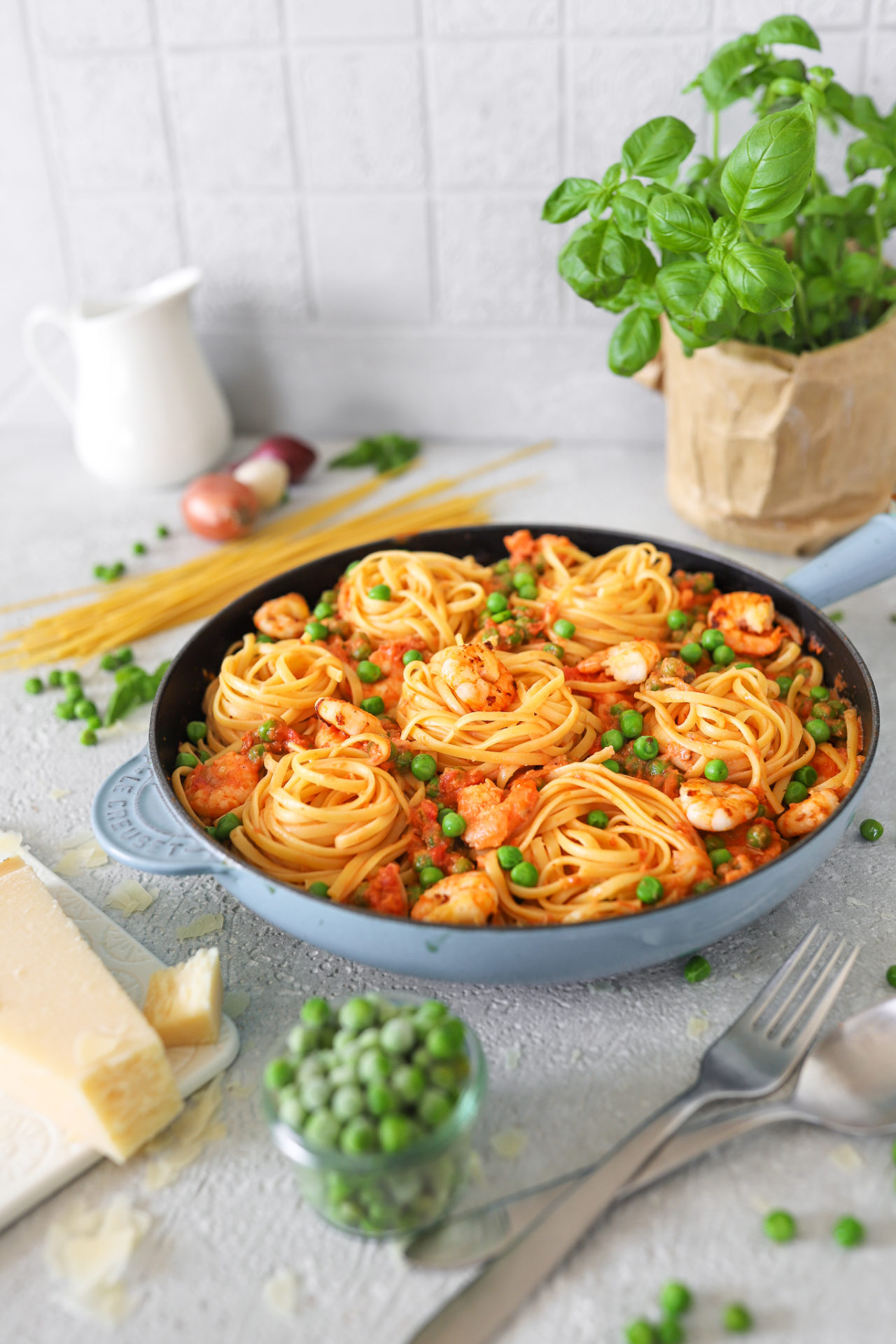 Leckere Linguine Pasta mit Garnelen für Erbsenzähler - Zimtliebe.de