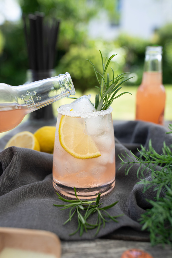 pink paloma cocktail