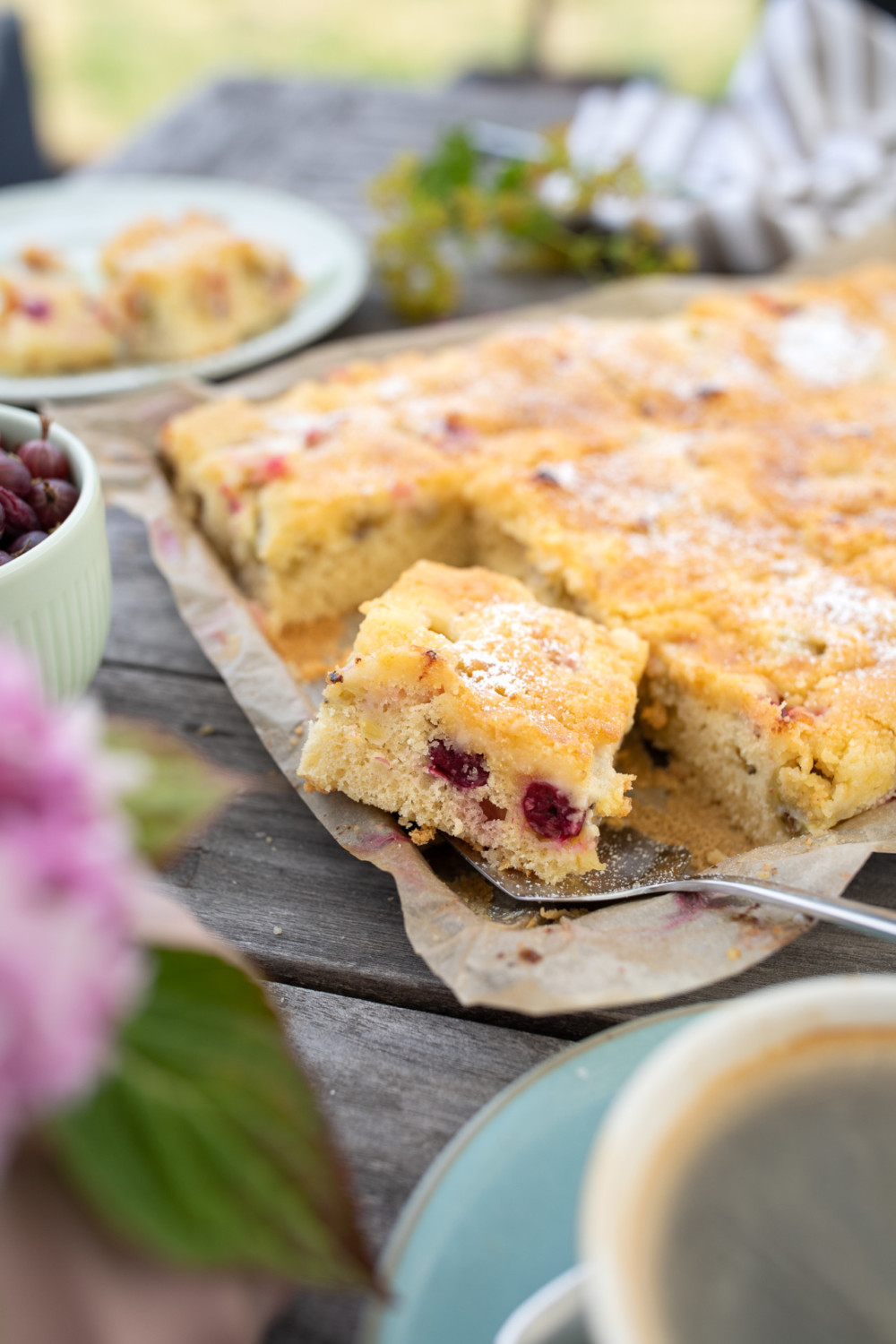 Schneller Stachelbeerkuchen vom Blech - Zimtliebe- Schnelle Rezepte ...