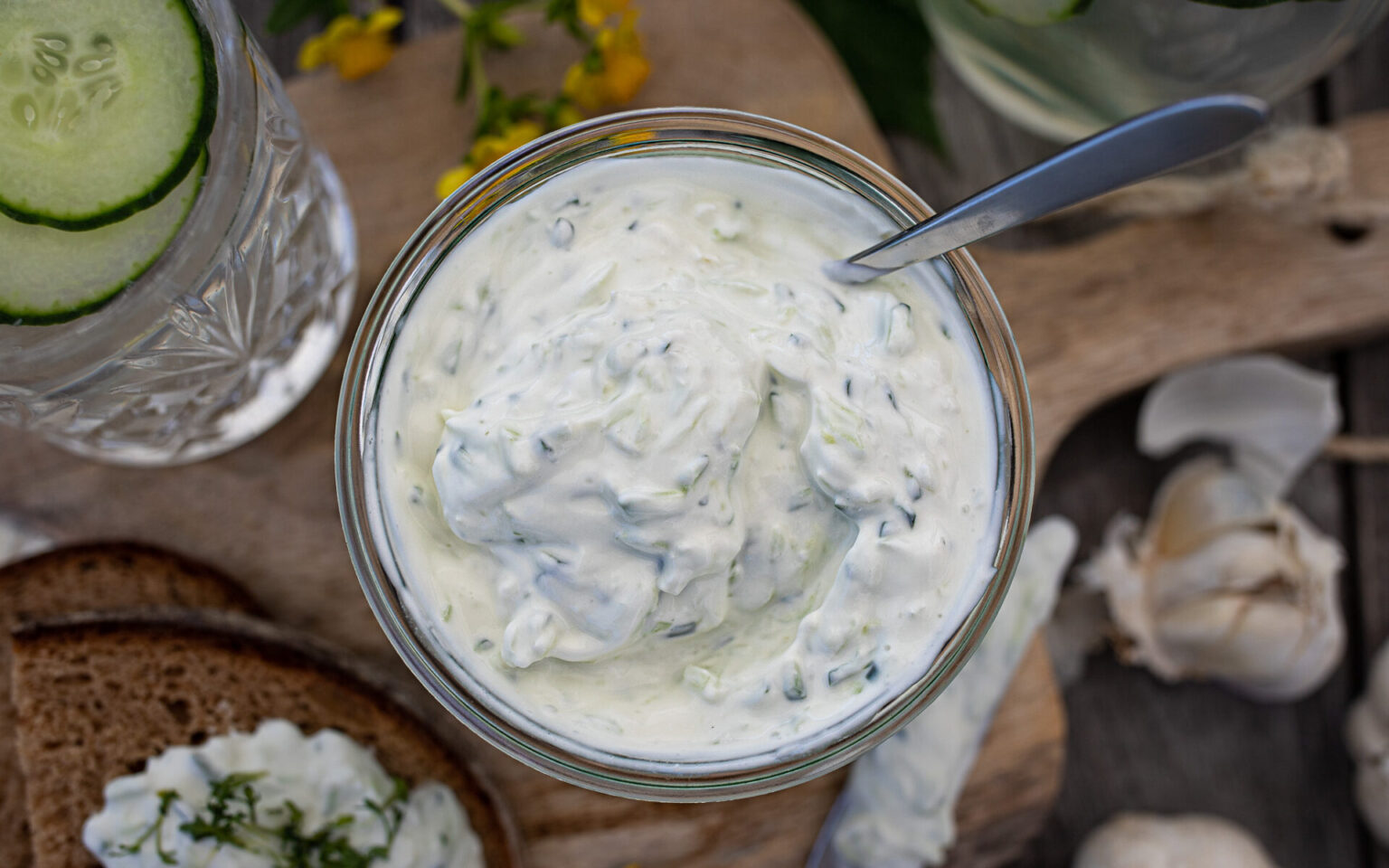 Bestes Tzatziki selber machen (Tzaziki) - Zimtliebe- Schnelle Rezepte ...