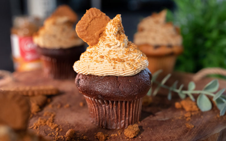 Crunchy Keks Frosting mit Biscoff Lotus Creme