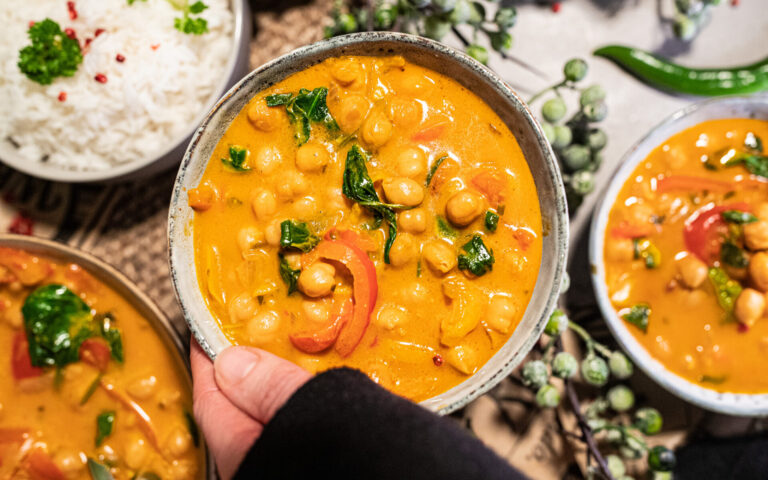 Schnelles Kichererbsen Curry (100 % vegan)