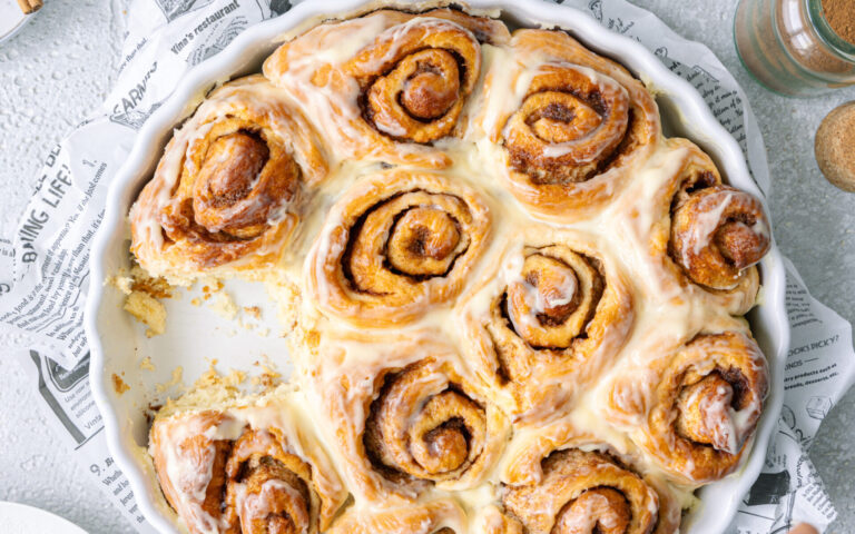 Saftige Zimtschnecken mit Frosting